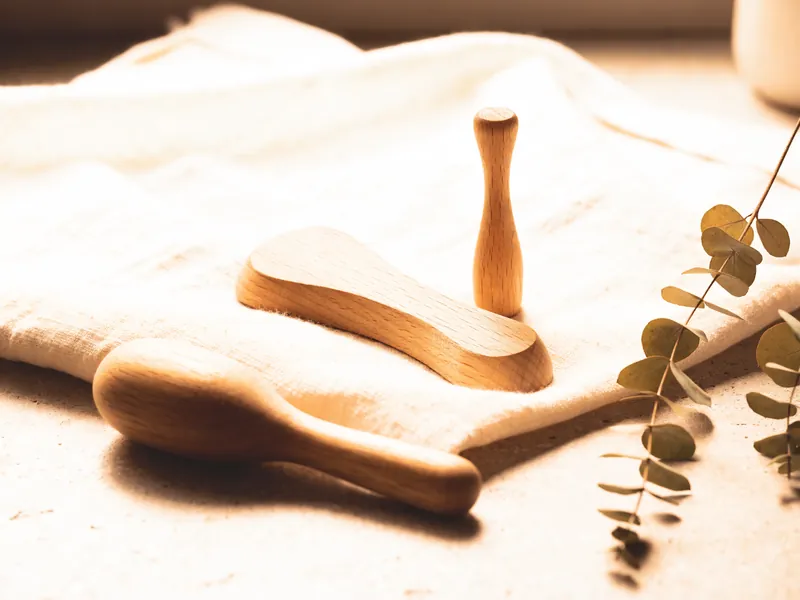 Massatge amb fustes (50 min)
